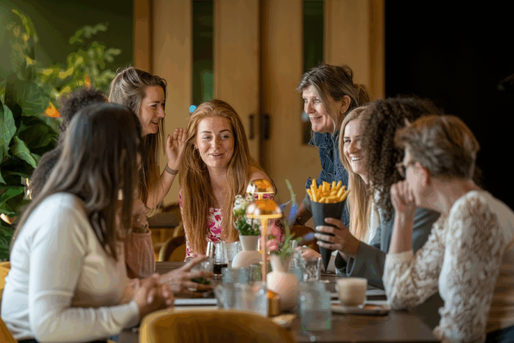 Frietjes tijdens een bedrijfsborrel in Tilburg